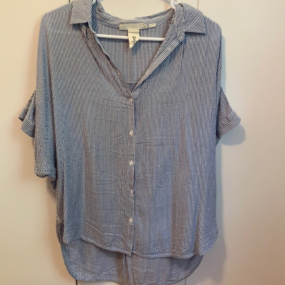 Beachy Button up